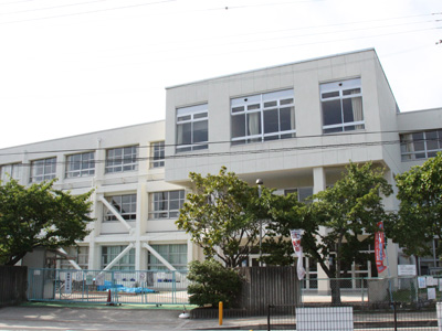 岩船小学校.jpg