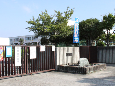 倉治小学校.jpg