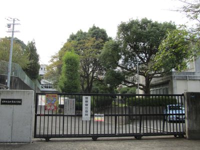 妙見坂小学校.jpg