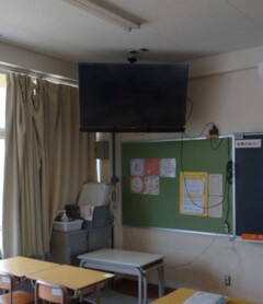 中学校旧モニター