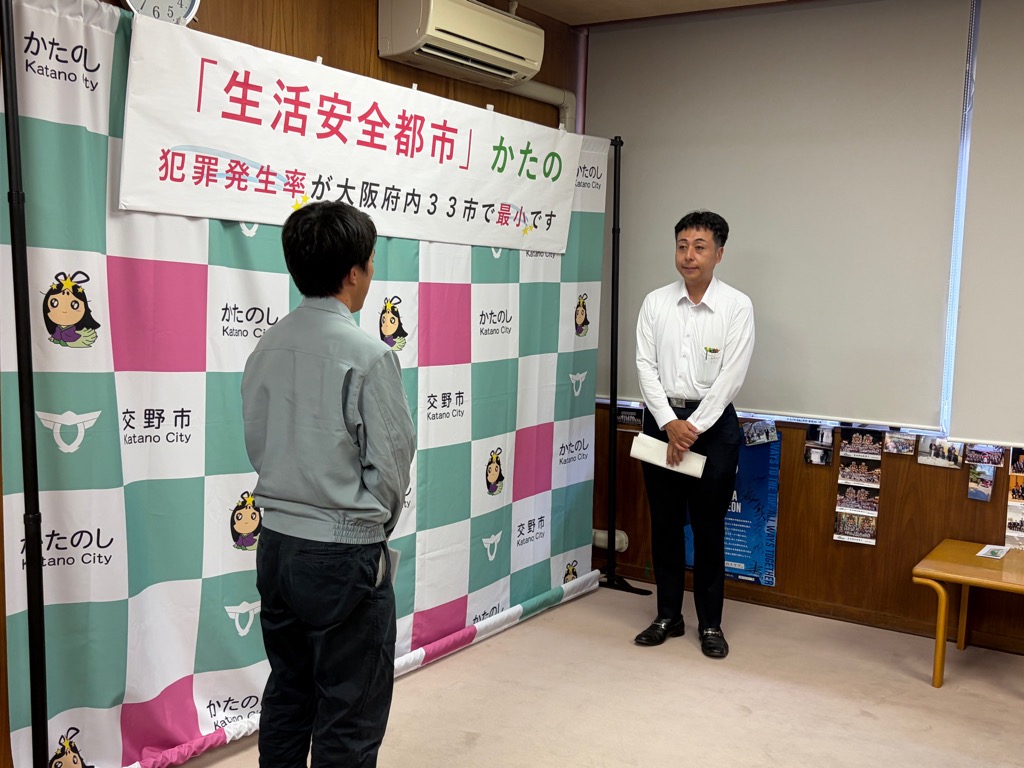 職員派遣出発式