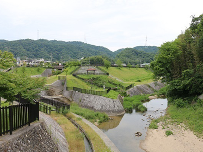 水辺プラザ